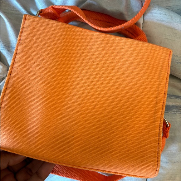 Brand Blackwood - Picture 3 of 3